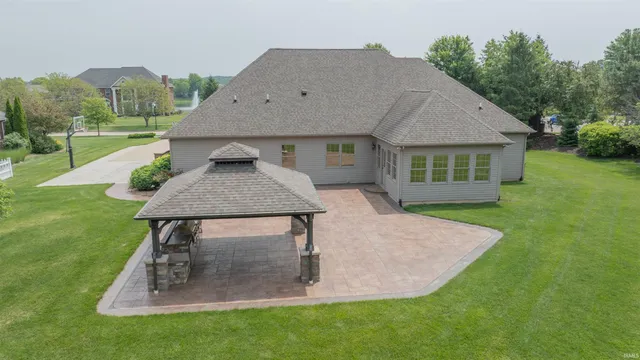 $899,900 | 3507 Wakefield Drive, West Lafayette, IN 47906