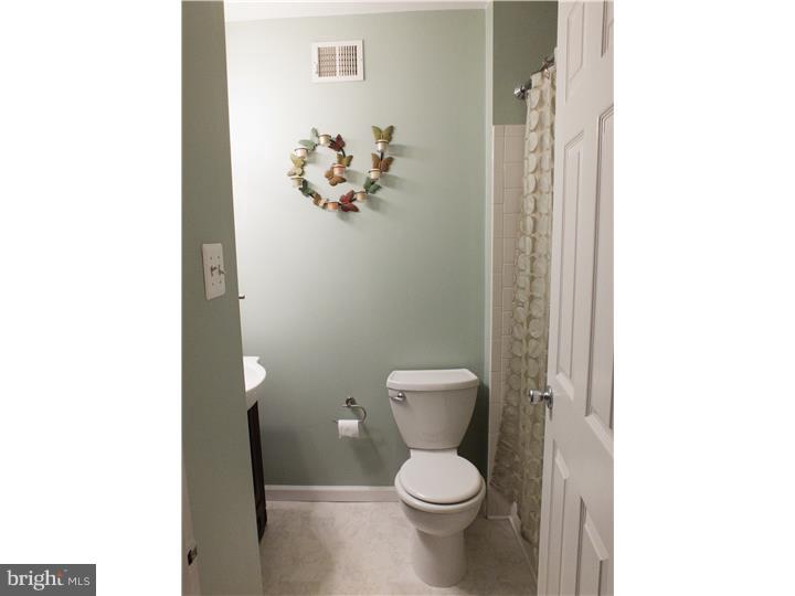 42 Heather Road Newark, DE 19702 - Photo 8 of 19 Gallery Image 8