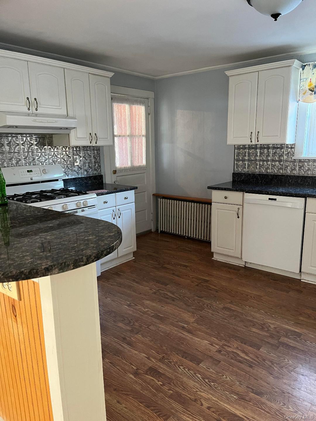 132 Reservoir Road Marlboro, NY 12542 - Photo 3 of 10