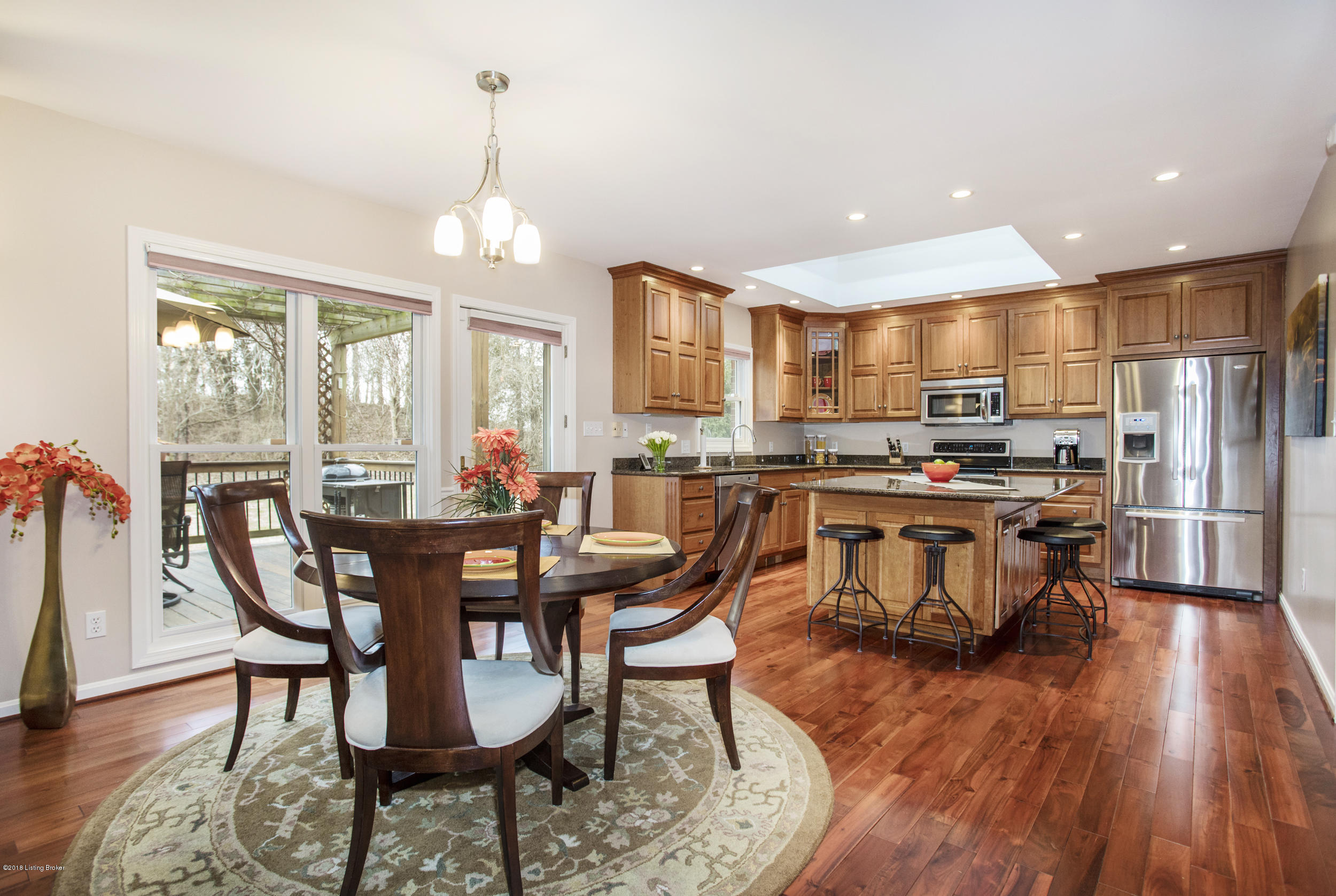 5806 Timber Ridge Drive Prospect, KY 40059 - Photo 11 of 43 Eat in kitchen