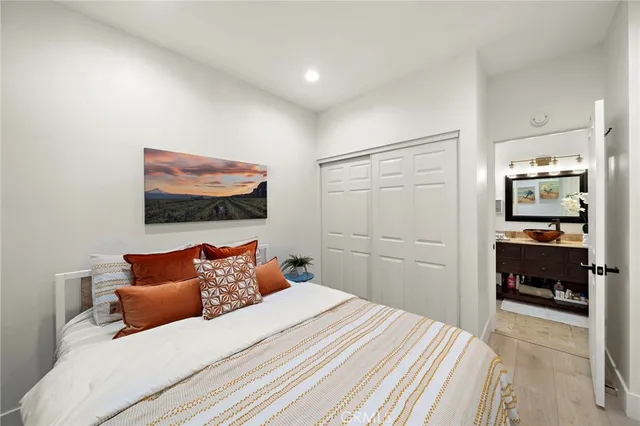 $739,000 | 4561 Warner Avenue, Unit 101, Huntington Beach, CA 92649