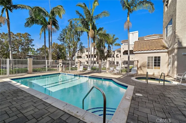 $739,000 | 4561 Warner Avenue, Unit 101, Huntington Beach, CA 92649