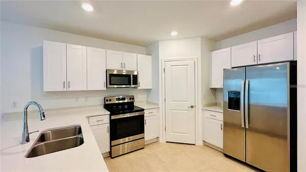 $2,100 | 2627 Fernleaf Street, Auburndale, FL 33823