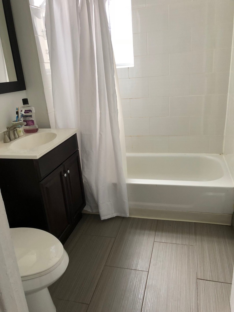 2647 West Crystal Street, Unit 3F Chicago, IL 60622 - Photo 10 of 25
