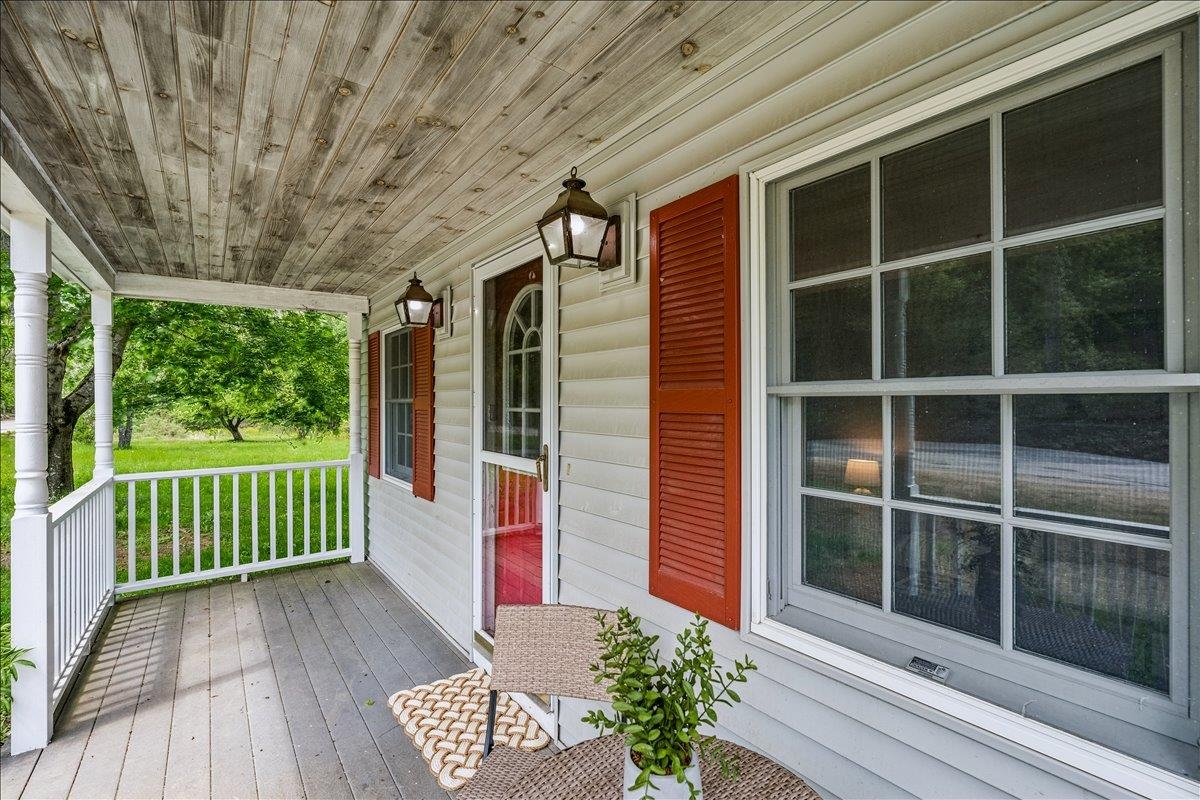 45 Old Center Road Deerfield, NH 03037 - Photo 7 of 48