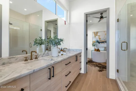 $2,149,000 | 6914 East 2nd Street, Scottsdale, AZ 85251