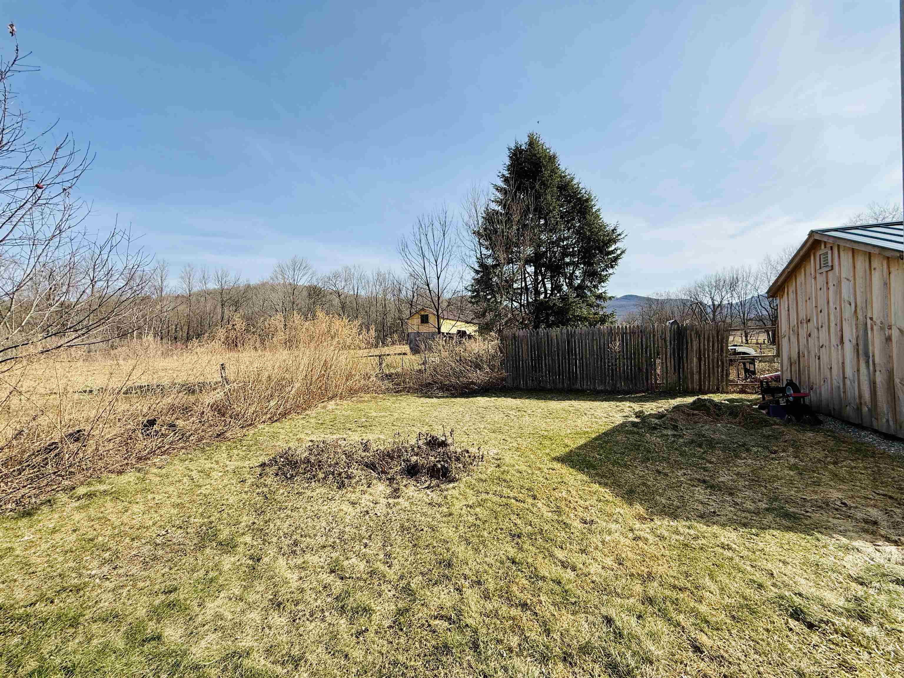 4711 Main Road Huntington, VT 05462 - Photo 2 of 30