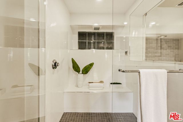 $2,575,000 | 2753 La Cuesta Drive, Los Angeles, CA 90046