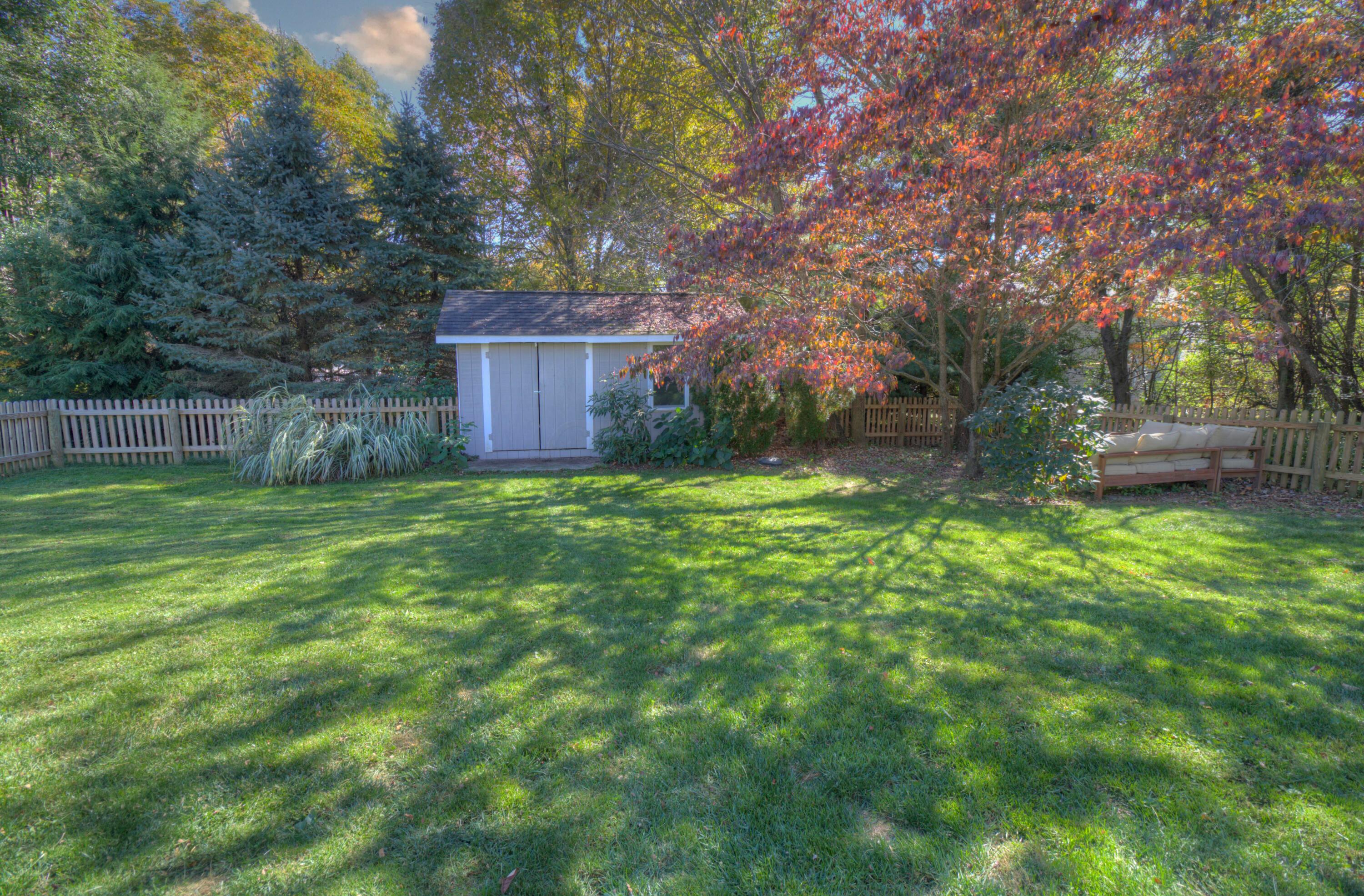 430 Ridgeland Drive Howard, OH 43028 - Photo 28 of 29 backyard