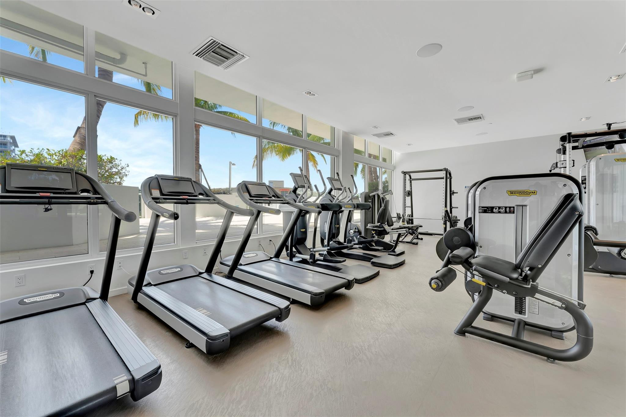 401 North Birch Road, Unit 705 Fort Lauderdale, FL 33304 - Photo 33 of 36 Photo 33