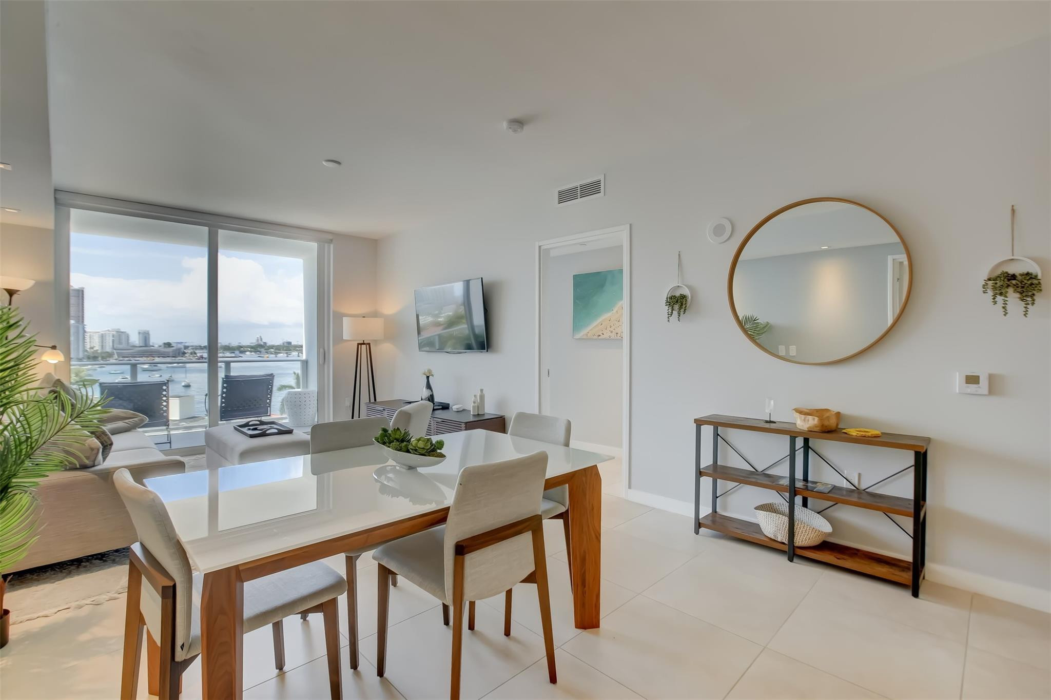 401 North Birch Road, Unit 705 Fort Lauderdale, FL 33304 - Photo 5 of 36 Photo 5