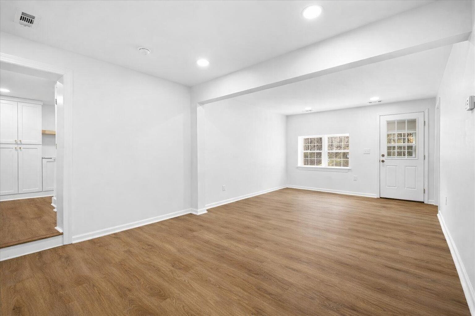 7202 Merriman Road Boones Mill, VA 24065 - Photo 7 of 37 Living Room