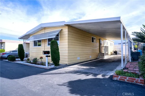$209,900 | 1560 South Otterbein Avenue, Unit 167, Rowland Heights, CA 91748