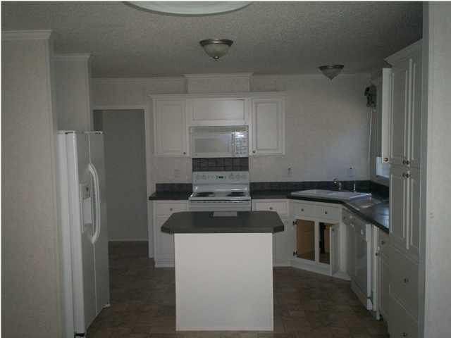 128 Thornhill Road Jayess, MS 39641 - Photo 5 of 7 Kitchen