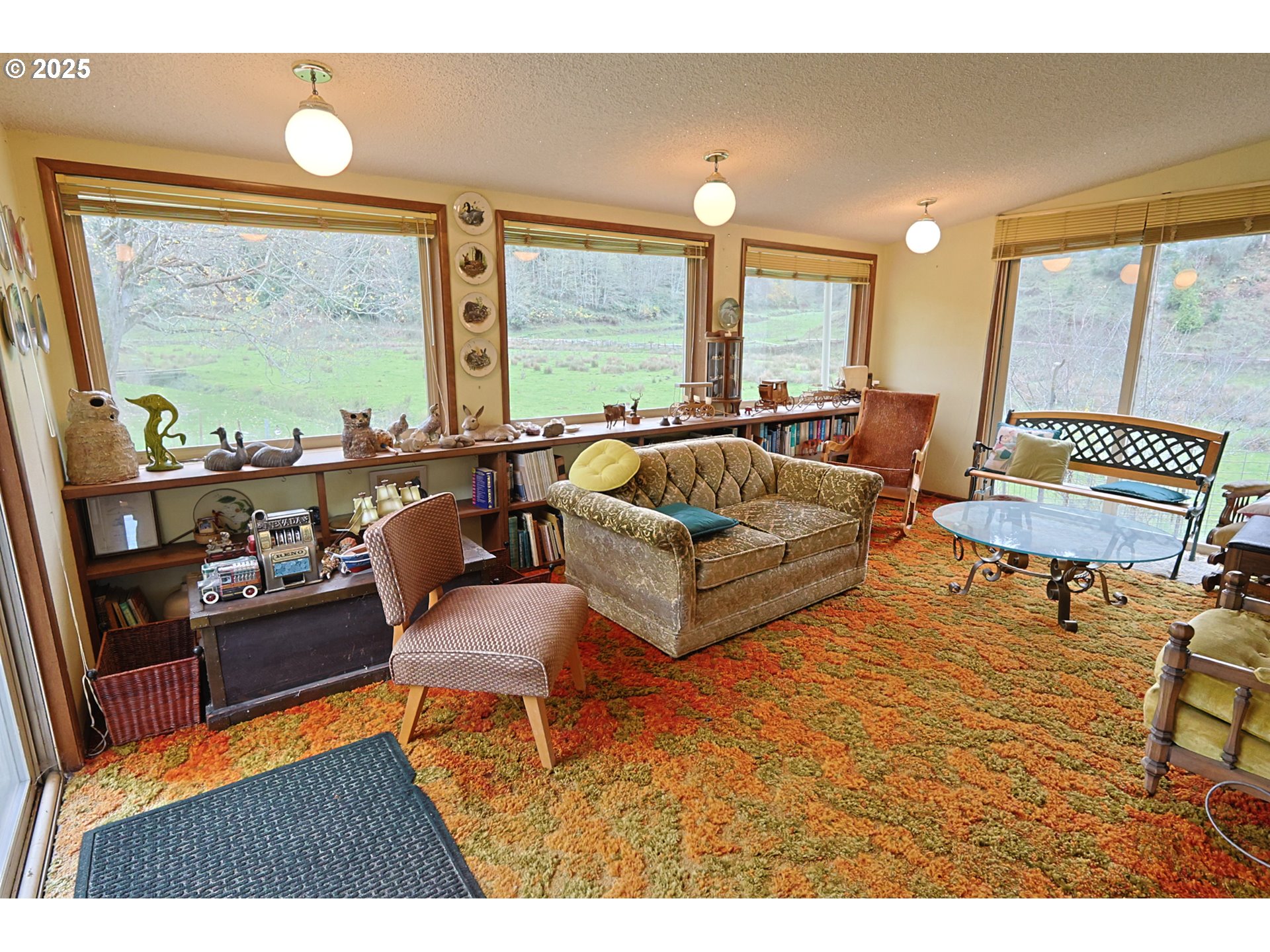 70033 Larsen Ranch Road North Bend, OR 97459 - Photo 10 of 40