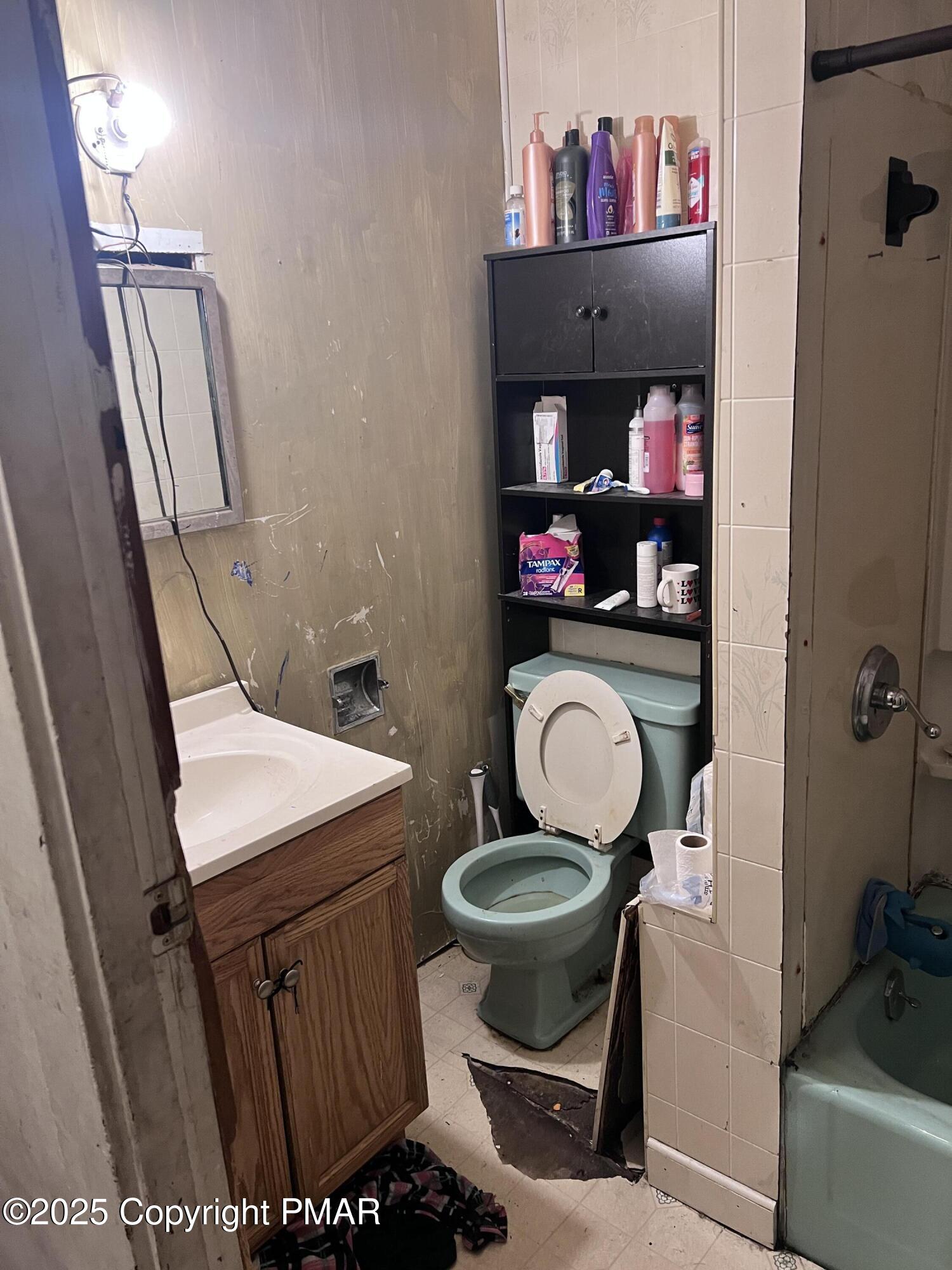 14 North Diamond Street Shamokin, PA 17872 - Photo 22 of 34 IMG_6899