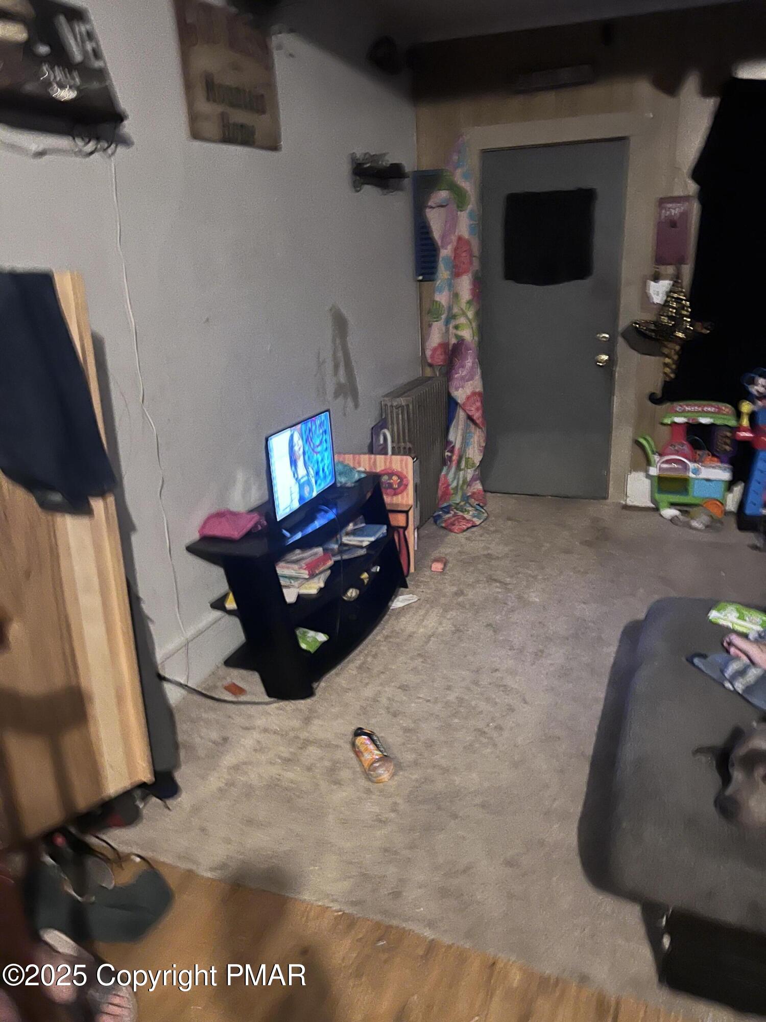 14 North Diamond Street Shamokin, PA 17872 - Photo 32 of 34 IMG_6918