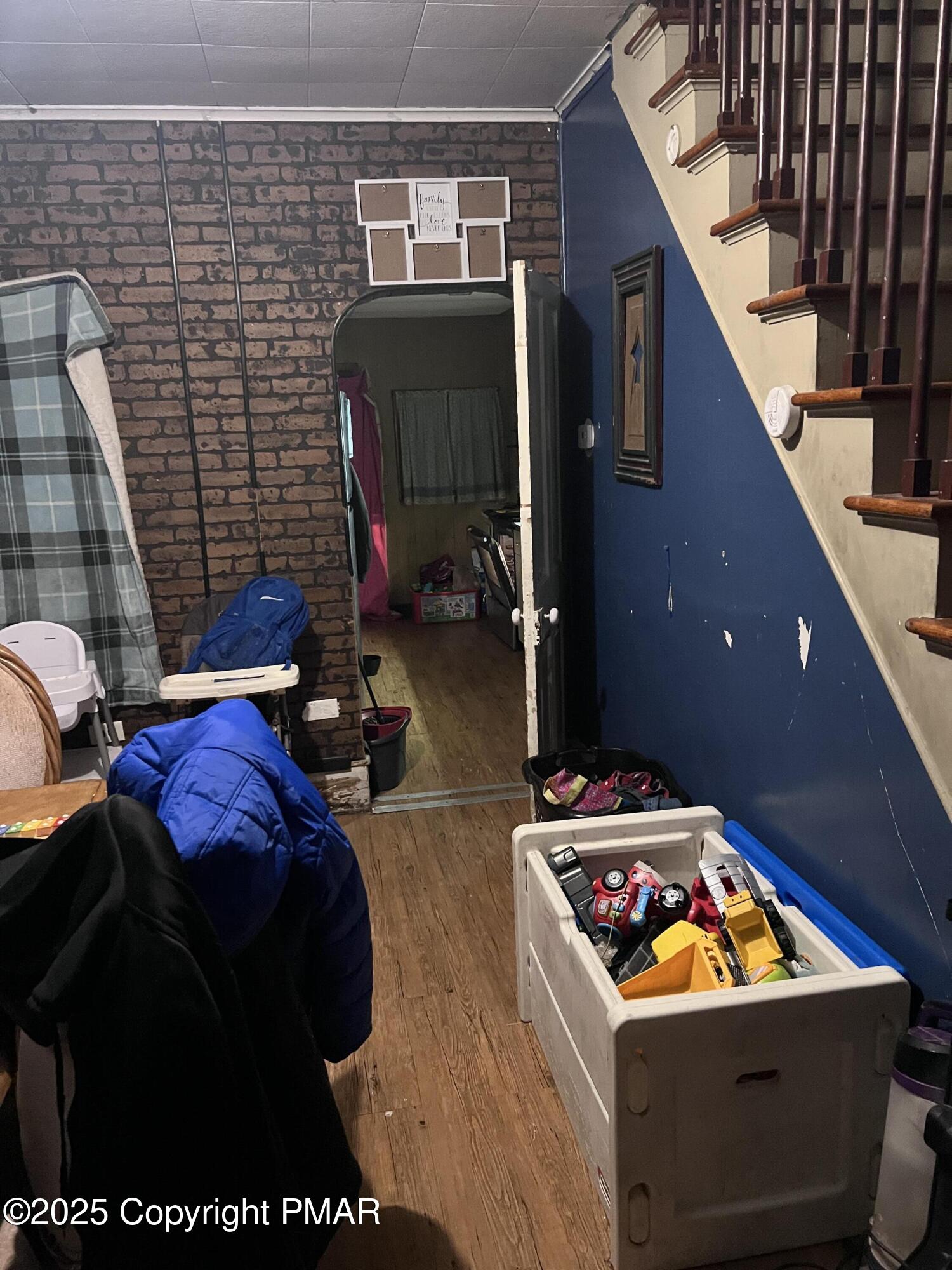 14 North Diamond Street Shamokin, PA 17872 - Photo 4 of 34 IMG_6880