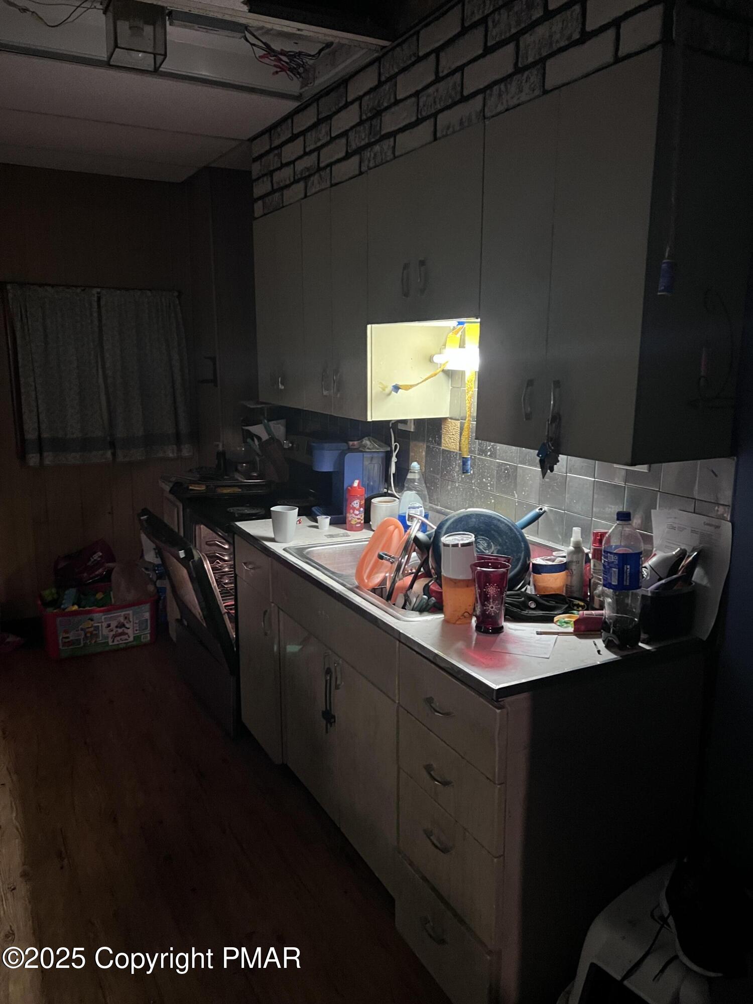 14 North Diamond Street Shamokin, PA 17872 - Photo 6 of 34 IMG_6881