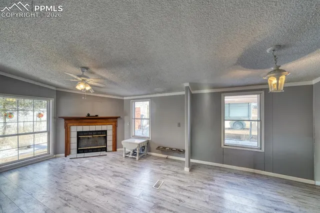 $400,000 | 36 Valley Circle, Guffey, CO 80820