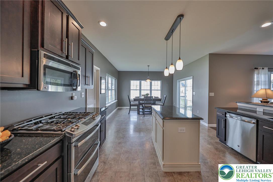 2702 Monacacy Road Nazareth, PA 18064 - Photo 19 of 68