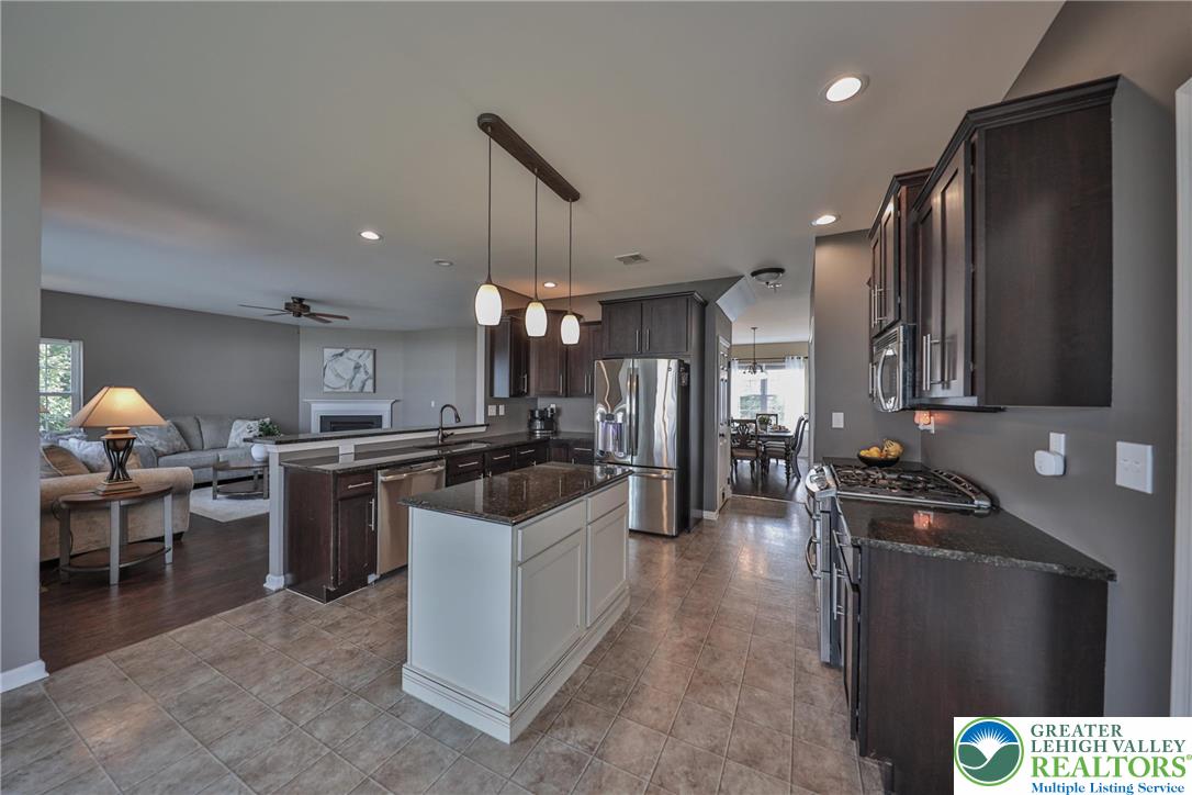 2702 Monacacy Road Nazareth, PA 18064 - Photo 20 of 68