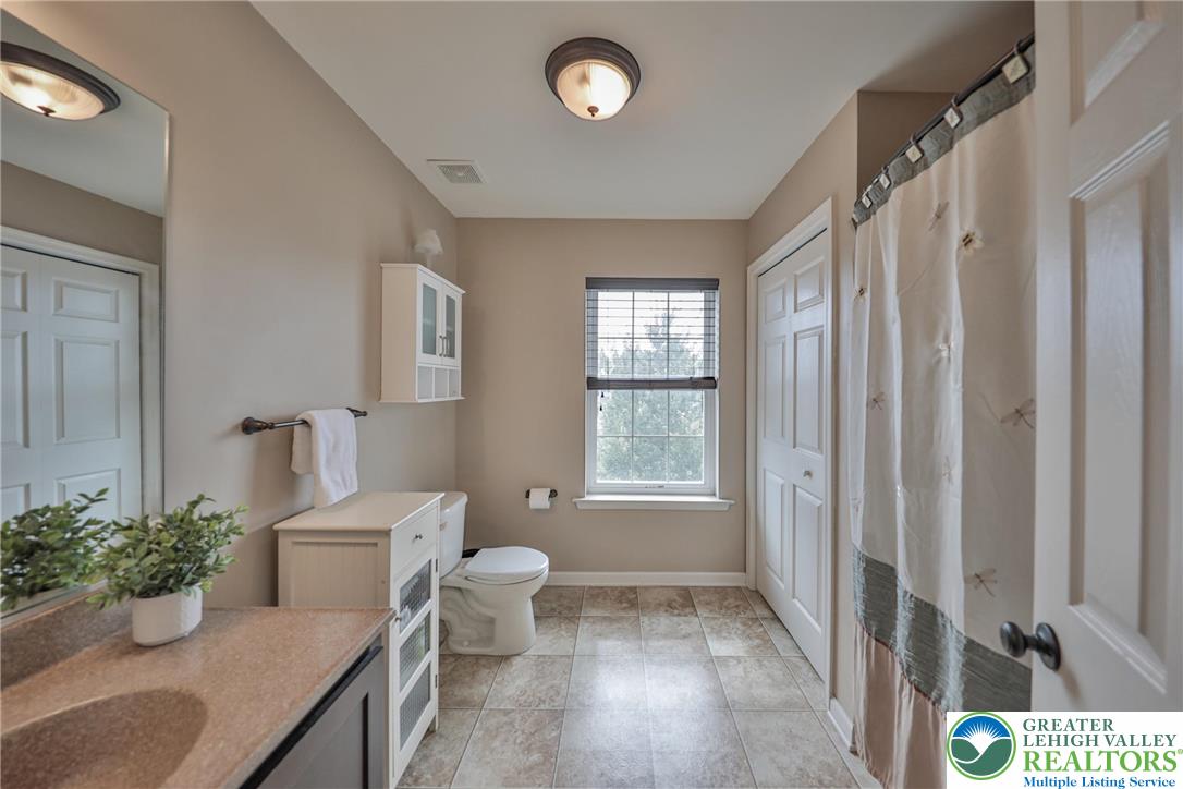 2702 Monacacy Road Nazareth, PA 18064 - Photo 37 of 68