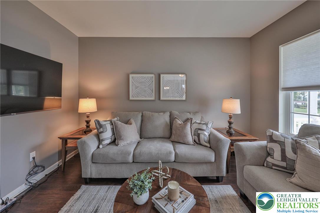 2702 Monacacy Road Nazareth, PA 18064 - Photo 9 of 68