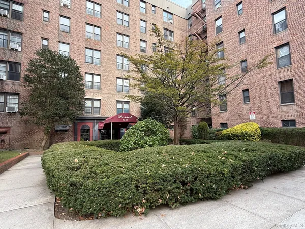 $161,000 | 83-25 98th Street, Unit 3B | Forest Park