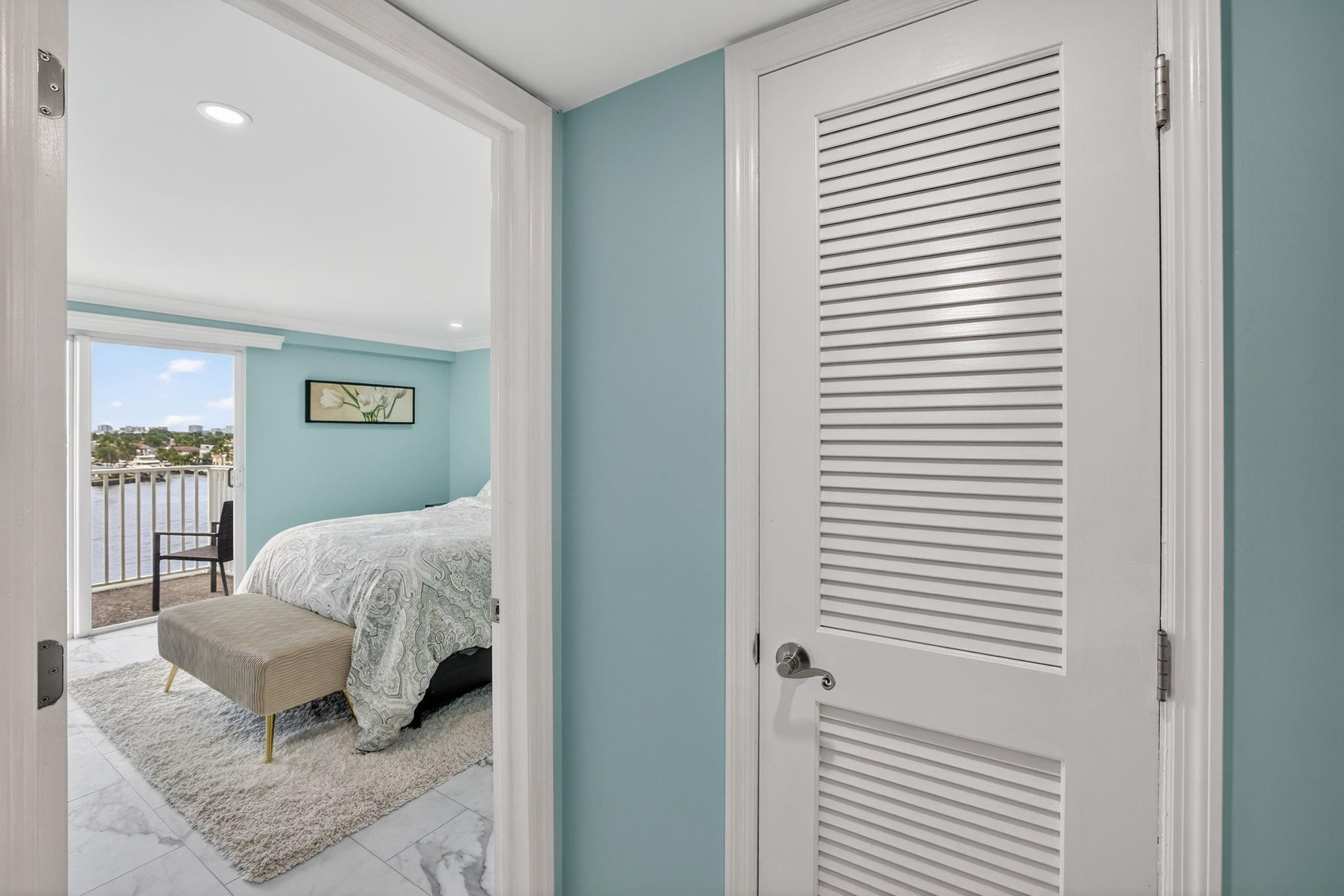 95 North Birch Road, Unit 702 Fort Lauderdale, FL 33304 - Photo 30 of 60 Photo 30