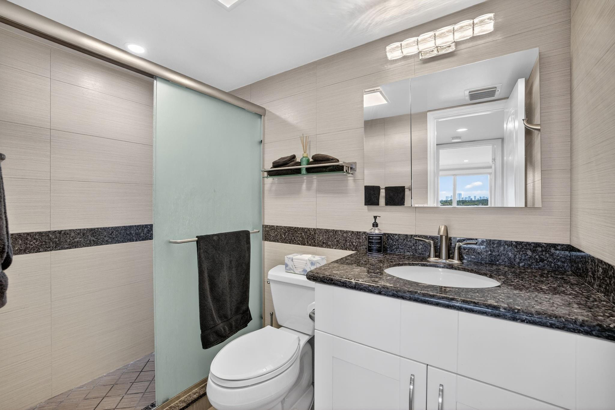 95 North Birch Road, Unit 702 Fort Lauderdale, FL 33304 - Photo 35 of 60 Photo 35