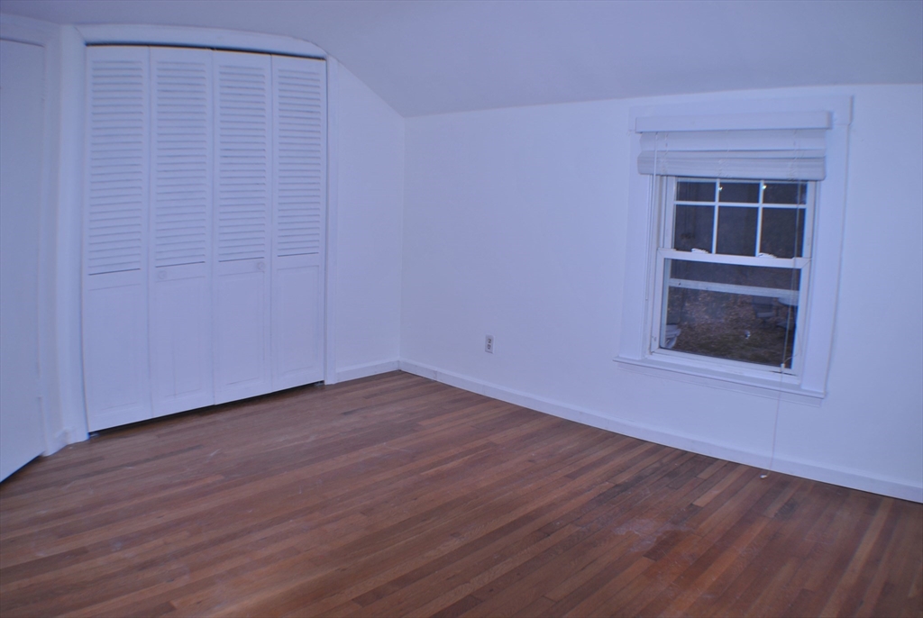 21 Goldsmith Avenue Beverly, MA 01915 - Photo 12 of 41