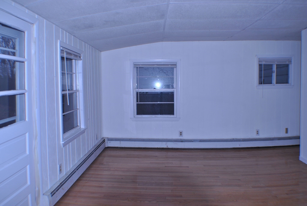 21 Goldsmith Avenue Beverly, MA 01915 - Photo 26 of 41