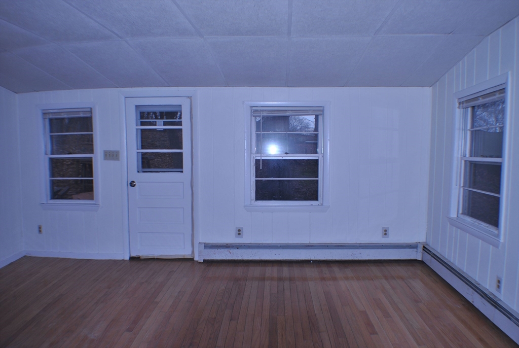 21 Goldsmith Avenue Beverly, MA 01915 - Photo 29 of 41