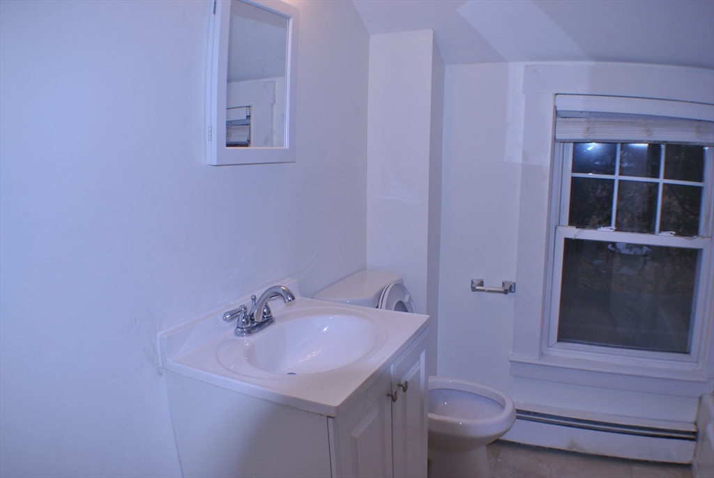 21 Goldsmith Avenue Beverly, MA 01915 - Photo 32 of 41