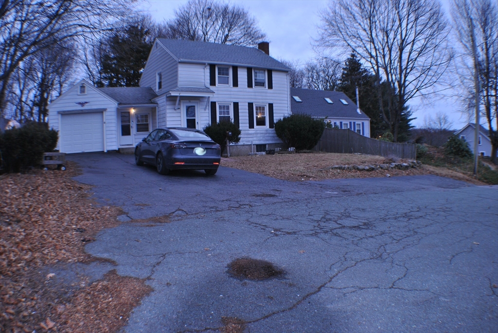 21 Goldsmith Avenue Beverly, MA 01915 - Photo 39 of 41