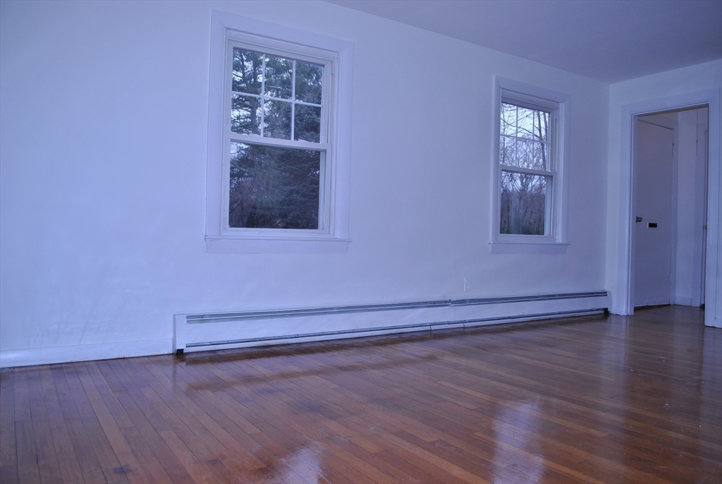 21 Goldsmith Avenue Beverly, MA 01915 - Photo 9 of 41