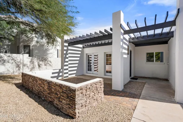 $824,900 | 1541 East Las Palmaritas Drive, Phoenix, AZ 85020