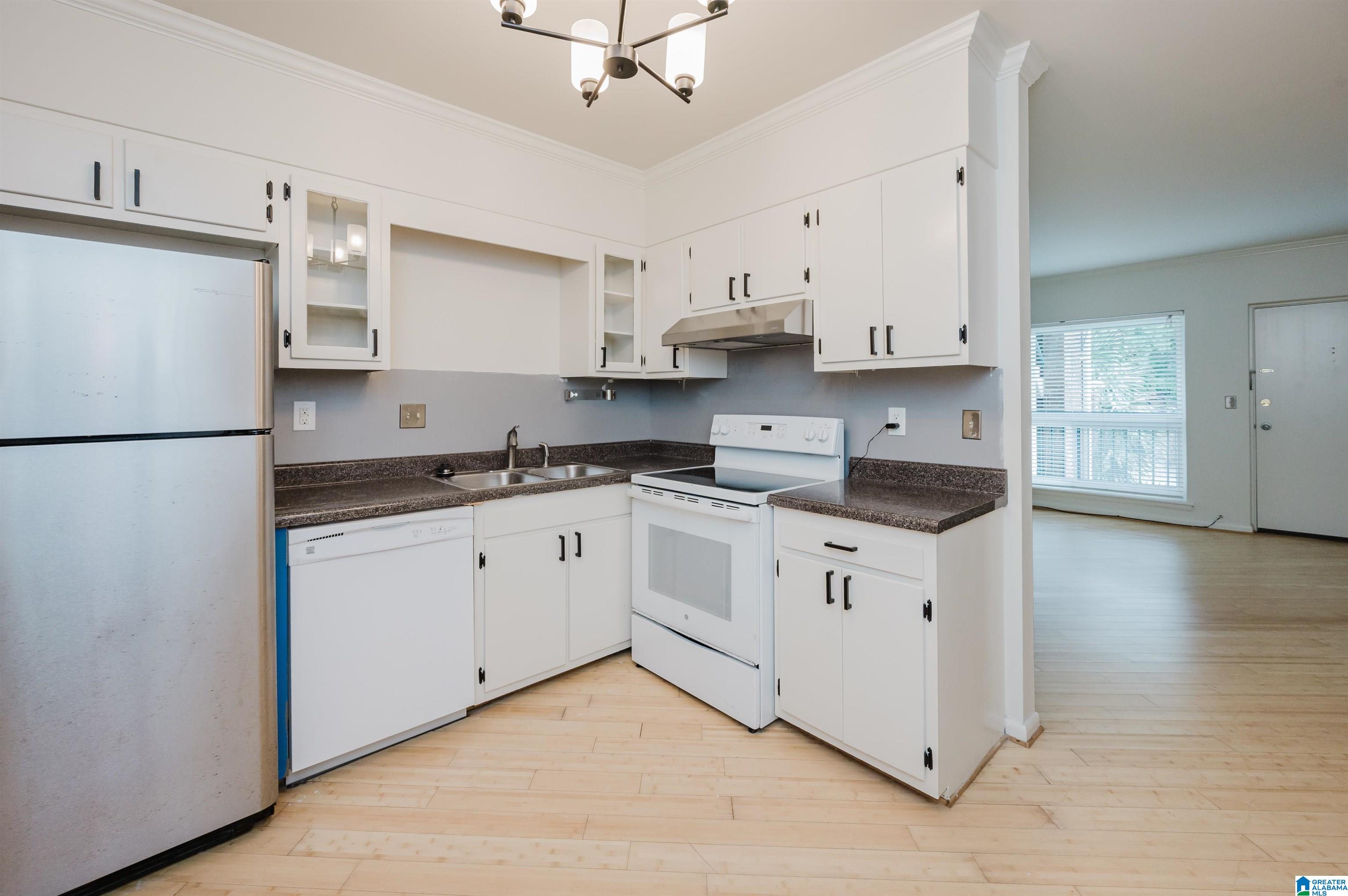 57 Hanover Circle, Unit 217 Birmingham, AL 35205 - Photo 10 of 27