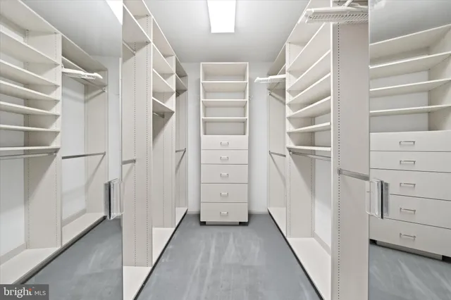 $699,000 | 110 Stone Tower Lane, Wilmington, DE 19803