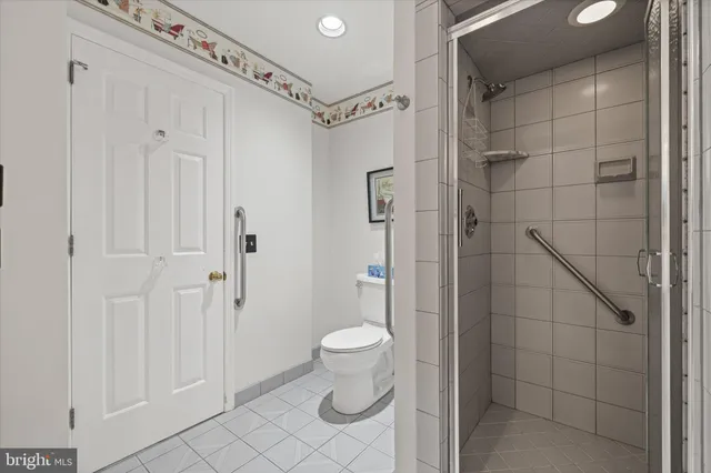 $699,000 | 110 Stone Tower Lane, Wilmington, DE 19803