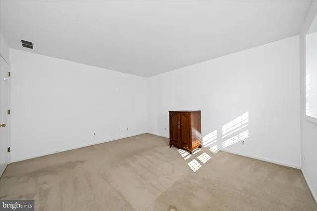 $699,000 | 110 Stone Tower Lane, Wilmington, DE 19803