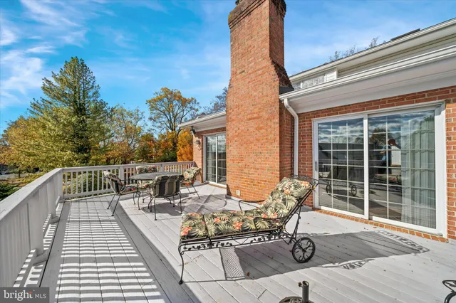 $699,000 | 110 Stone Tower Lane, Wilmington, DE 19803