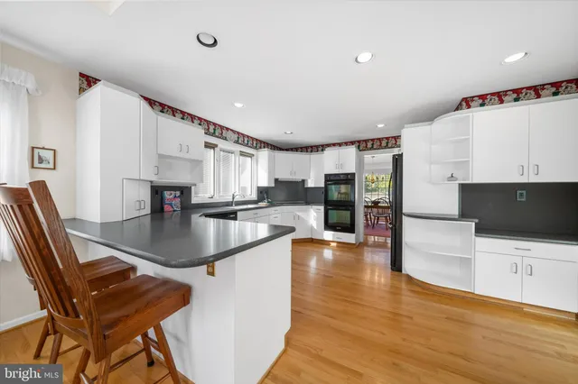 $699,000 | 110 Stone Tower Lane, Wilmington, DE 19803