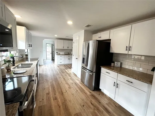 $299,000 | 370 Cameron Street, Mulberry, FL 33860