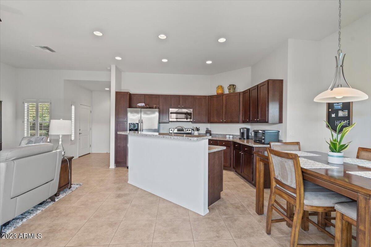 3113 East Danbury Road, Unit 30 Phoenix, AZ 85032 - Photo 12 of 24 11-Kitchen