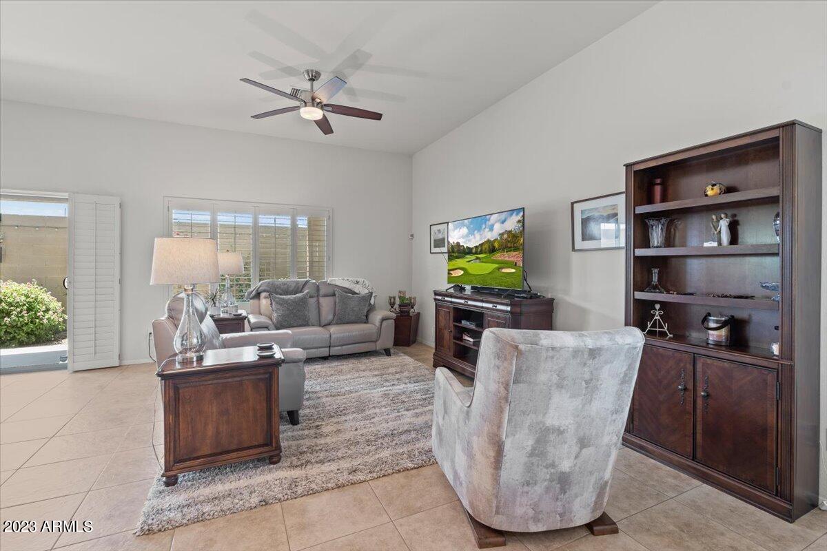 3113 East Danbury Road, Unit 30 Phoenix, AZ 85032 - Photo 5 of 24 04-Living Room