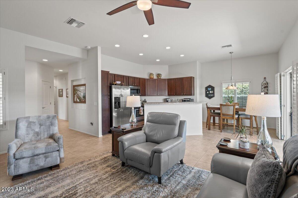 3113 East Danbury Road, Unit 30 Phoenix, AZ 85032 - Photo 7 of 24 06-Living Room