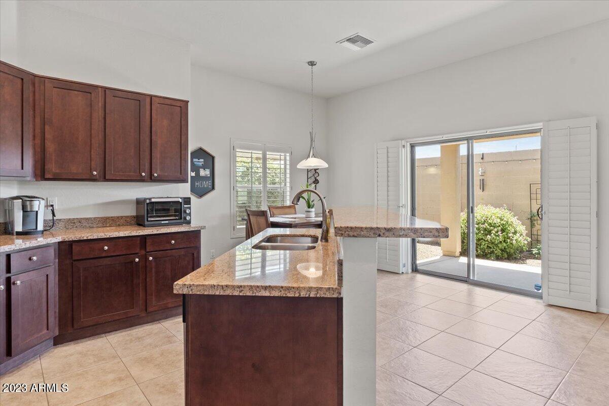 3113 East Danbury Road, Unit 30 Phoenix, AZ 85032 - Photo 8 of 24 07-Kitchen