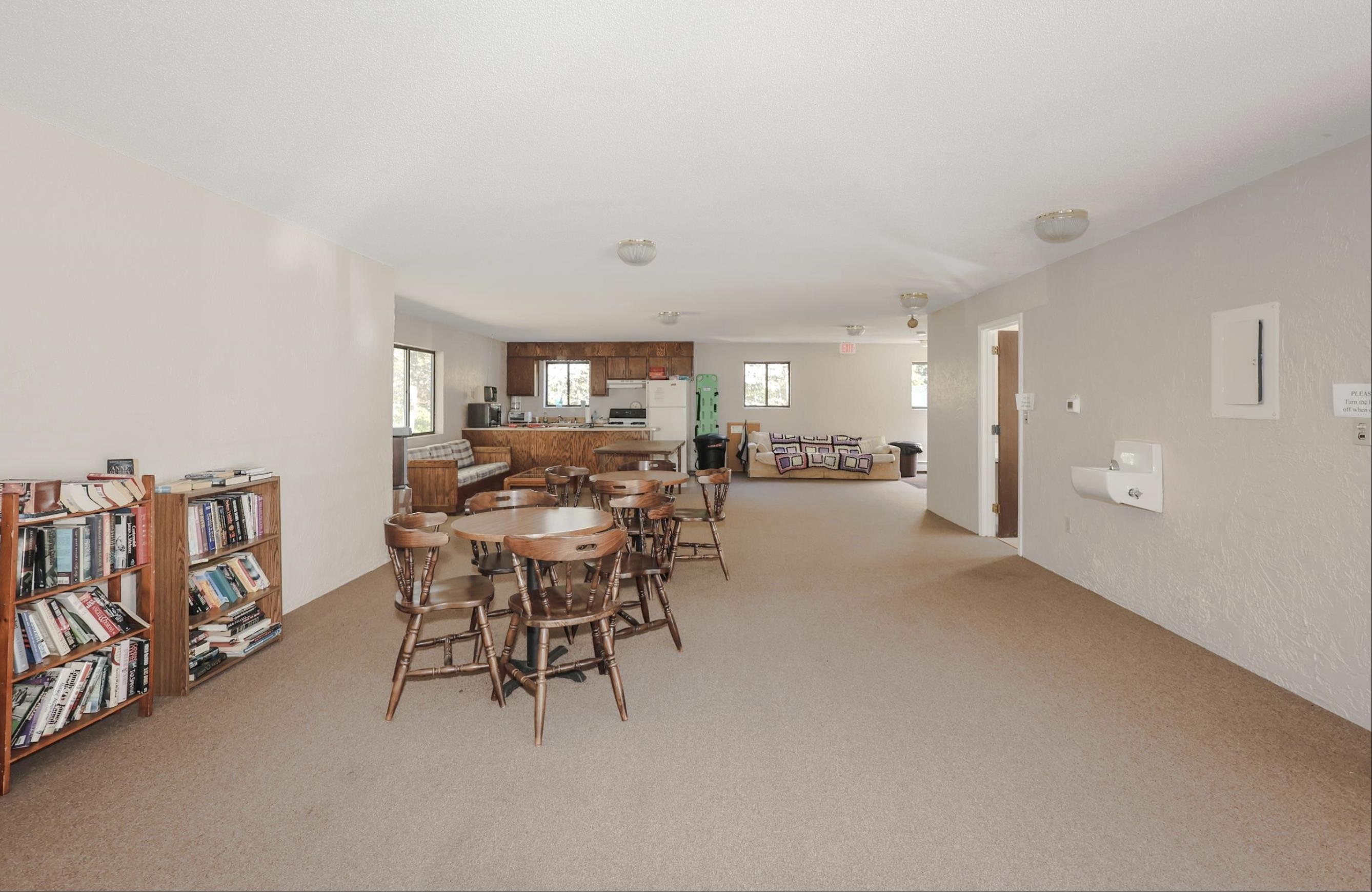 19 Country Club Drive Manchester, NH 03102 - Photo 16 of 19